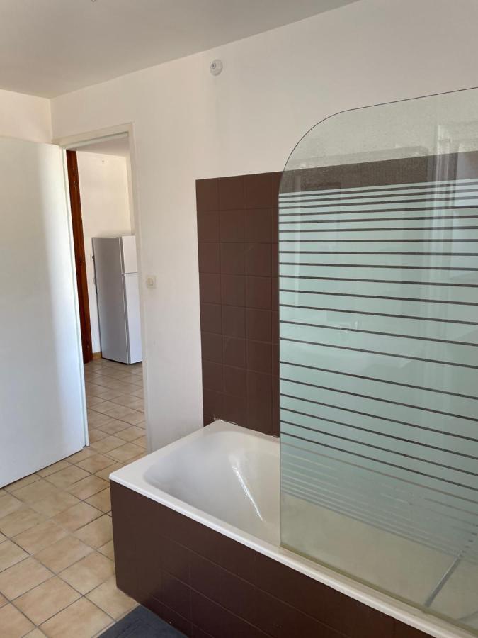 Charmant T2 Au 1Er Dans Residence Avec Parc Arbore Saint-Pierre-le-Moûtier Екстериор снимка